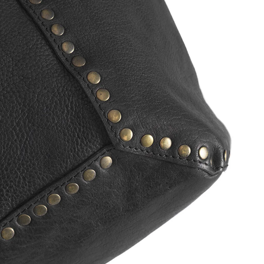 Leather shopper decorated with beautiful rivets / 15976 - Black (Nero)