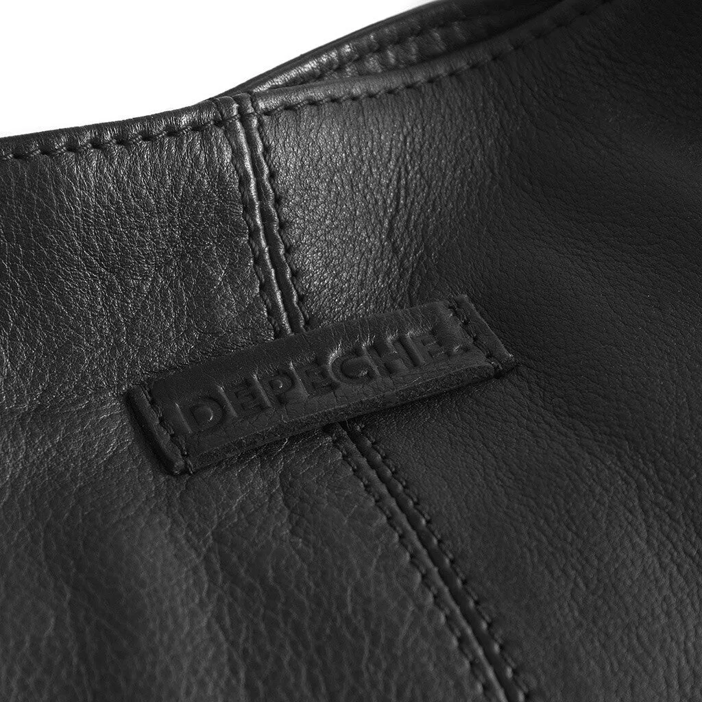 Shoulderbag with delicate edge stitching / 16184 - Black (Nero)