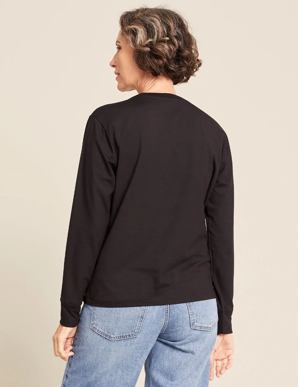 Women's Classic Long Sleeve T-Shirt - Black